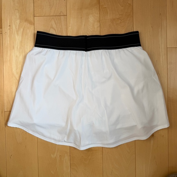 ALO Yoga Match Point Tennis Skirt - Picture 2 of 5